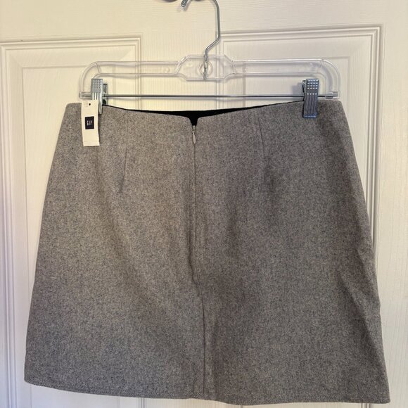 NWT Gray Gap wool mini skirt - Size 4P - Picture 2 of 2